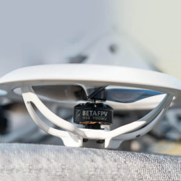 Квадрокоптер BetaFPV Cetus X FPV Kit − FPV дрон з 4K з VR03 FPV Goggles та LiteRadio2 SE, функція самозахисту, 3 режими польоту до 200 м